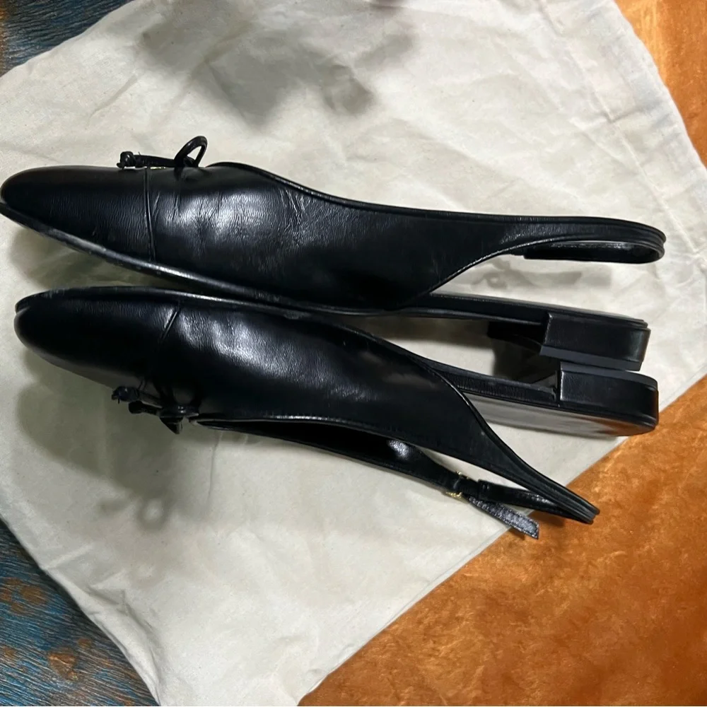 Tory Burch Slingback Cap toe Black Leather Flats gold logo size 9.5 leather sole
